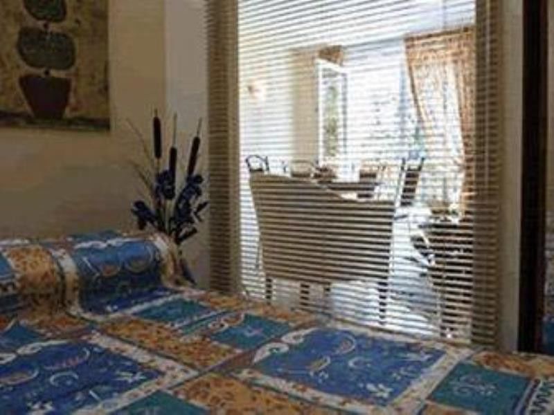 Karma Manoir Des Deux Amants Apart otel Connelles Dış mekan fotoğraf