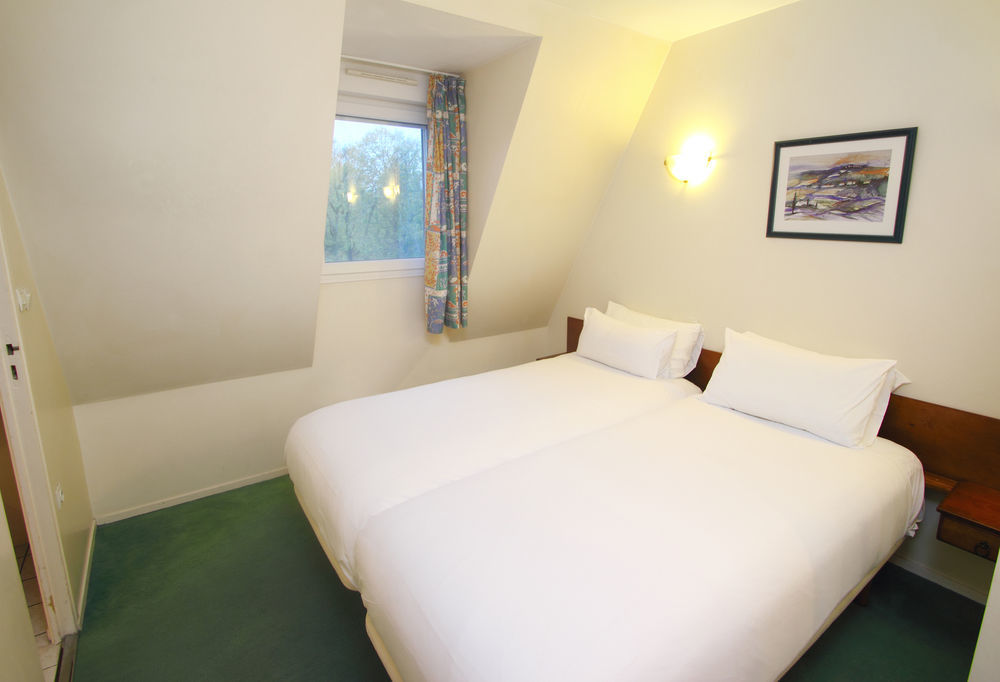 Karma Manoir Des Deux Amants Apart otel Connelles Dış mekan fotoğraf