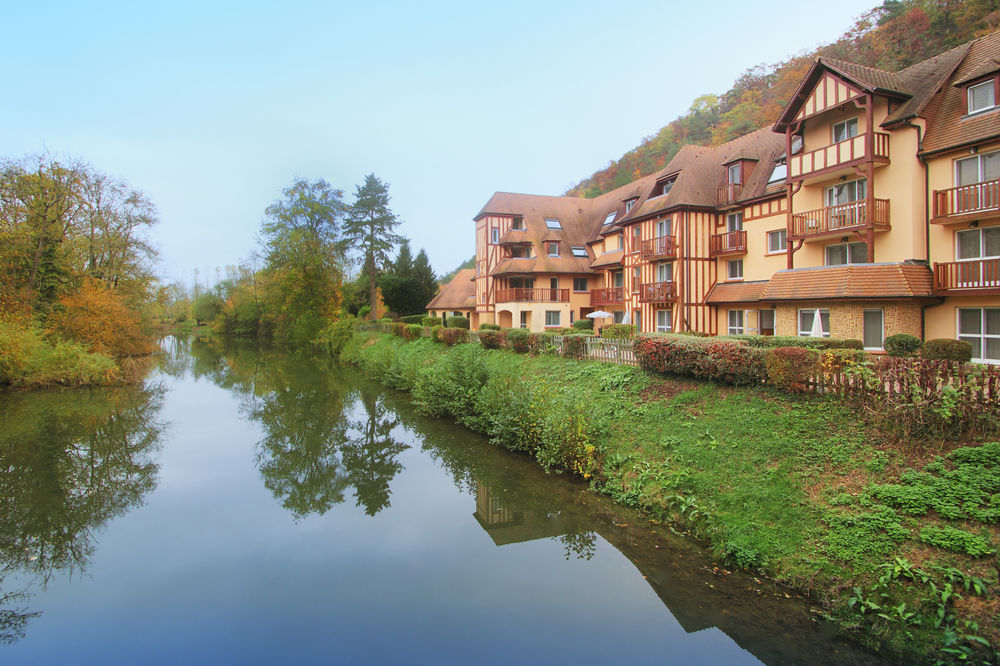 Karma Manoir Des Deux Amants Apart otel Connelles Dış mekan fotoğraf