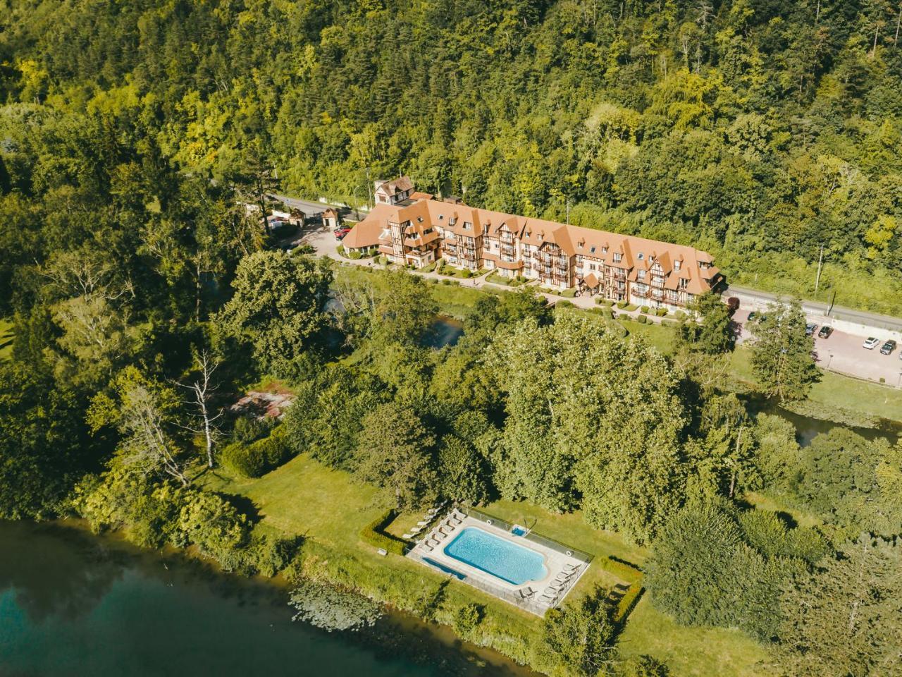 Karma Manoir Des Deux Amants Apart otel Connelles Dış mekan fotoğraf